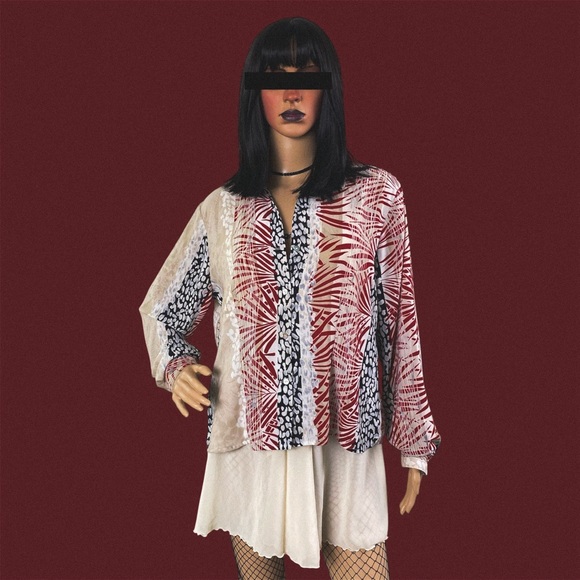 Wild print button front blouse size large - Picture 1 of 8